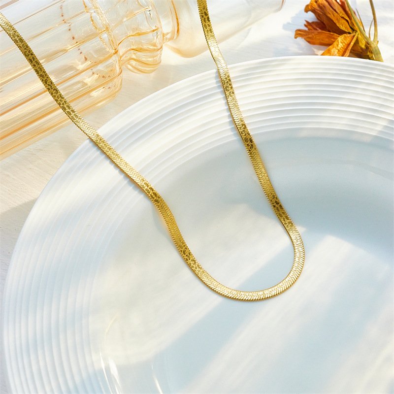 Collier Izuke – Image 2